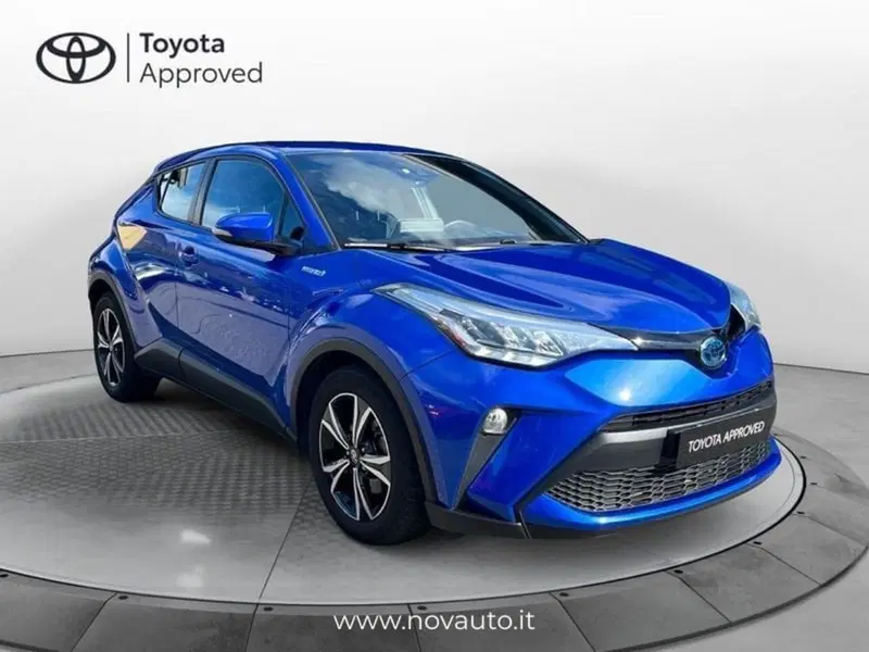 Toyota Toyota C-HR usata a Varese (5)