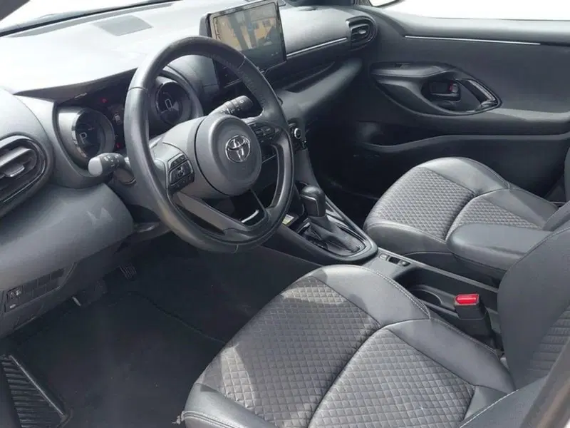 Toyota Yaris usata a Cagliari (8)