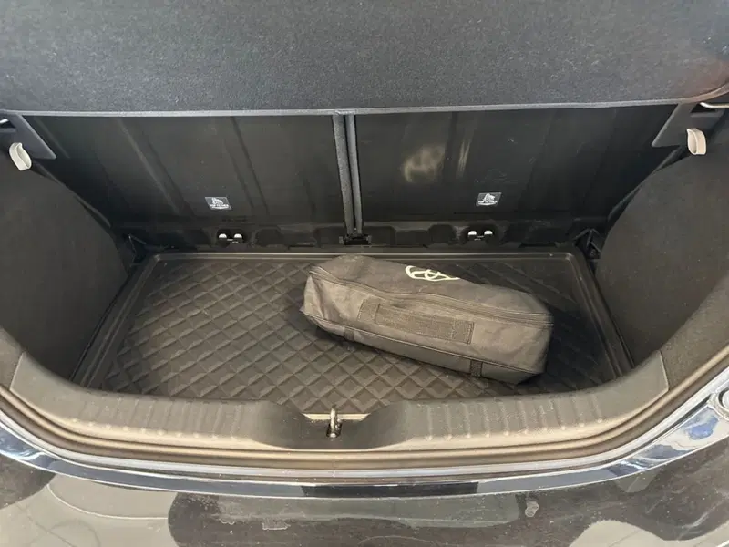 Toyota Aygo X usata a Prato (14)