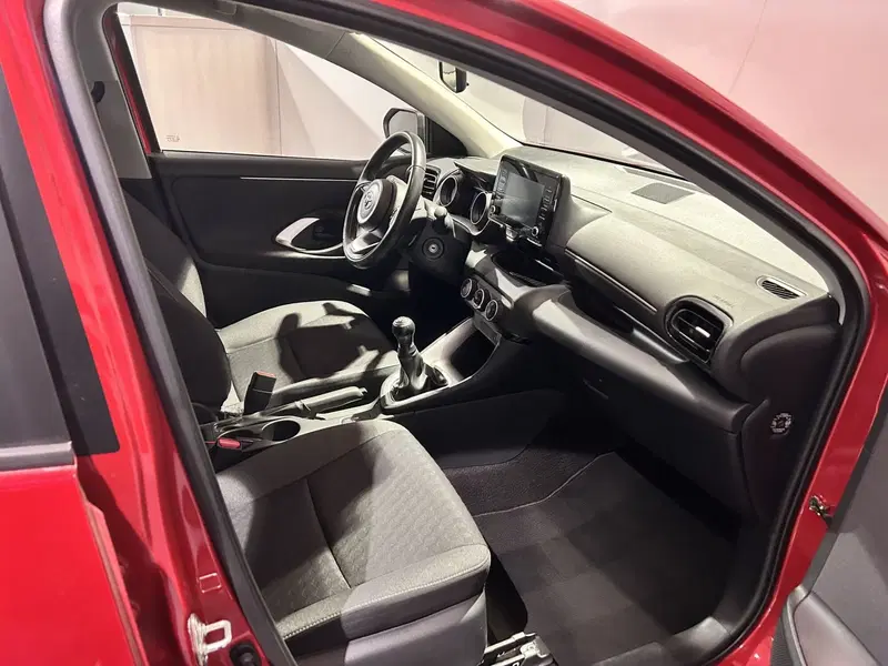 Toyota Yaris usata a Milano (11)