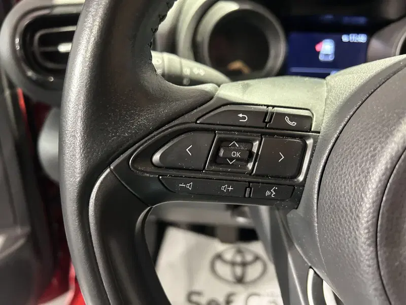 Toyota Yaris usata a Milano (14)