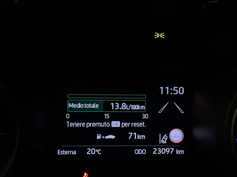 Toyota Yaris usata a Milano (7)