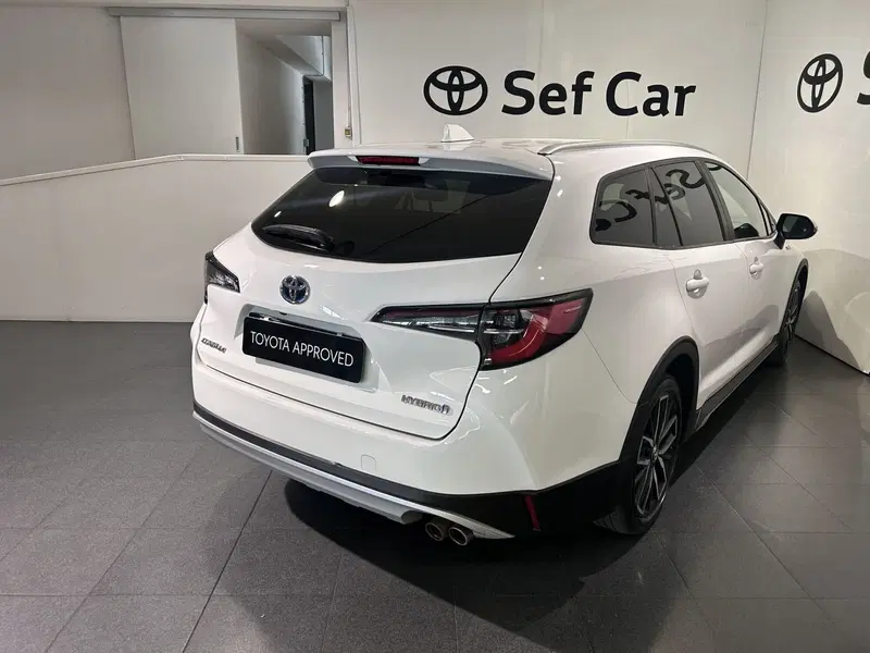Toyota Corolla Touring Sports usata a Milano (4)
