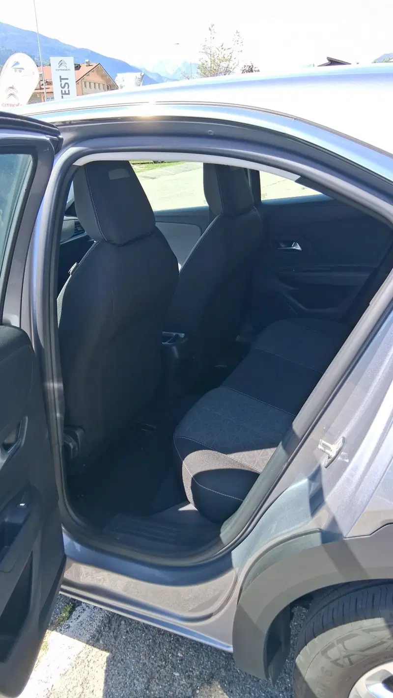 Opel Mokka usata a Aosta (9)