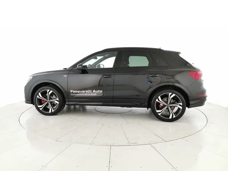 Audi Q3 nuova a Chieti (2)