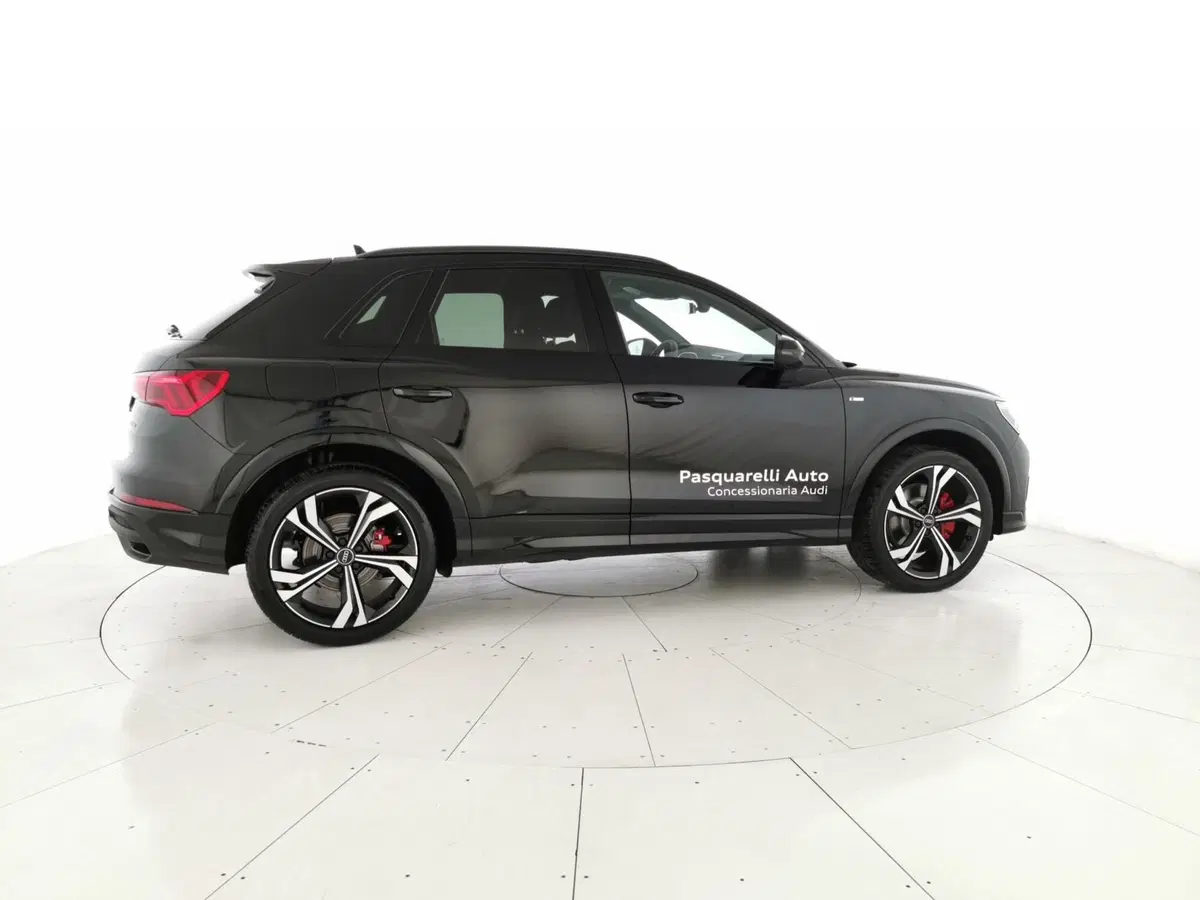 Audi Q3 nuova a Chieti (4)