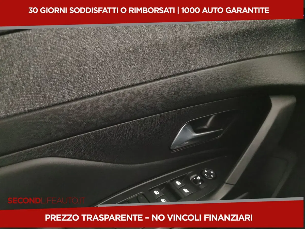 Peugeot 408 usata a Roma (12)
