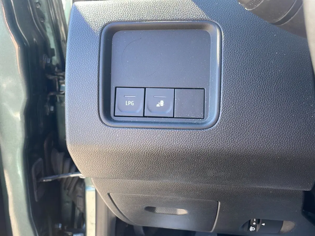 Dacia Duster usata a Bologna (19)