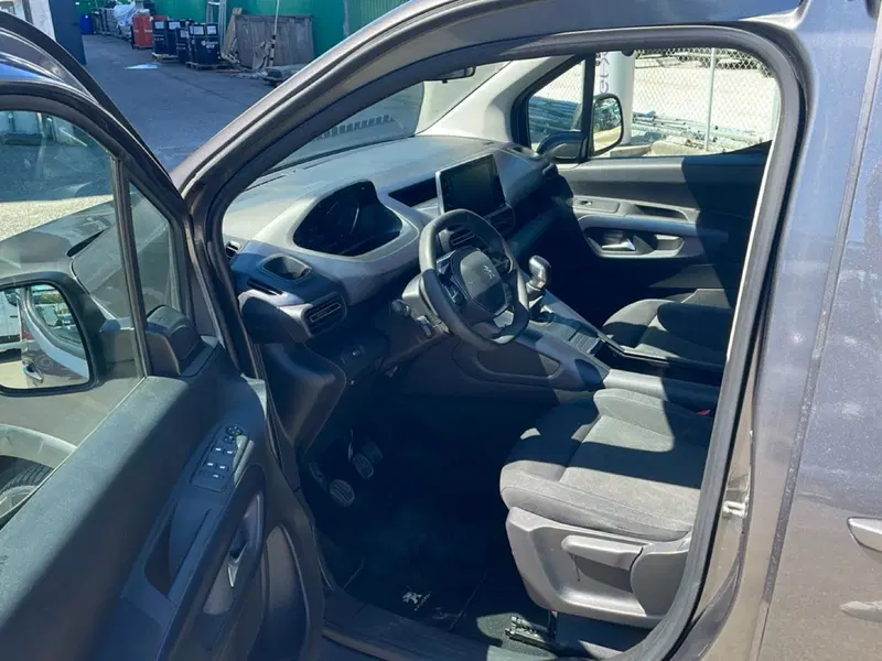Peugeot Rifter usata a Bologna (11)
