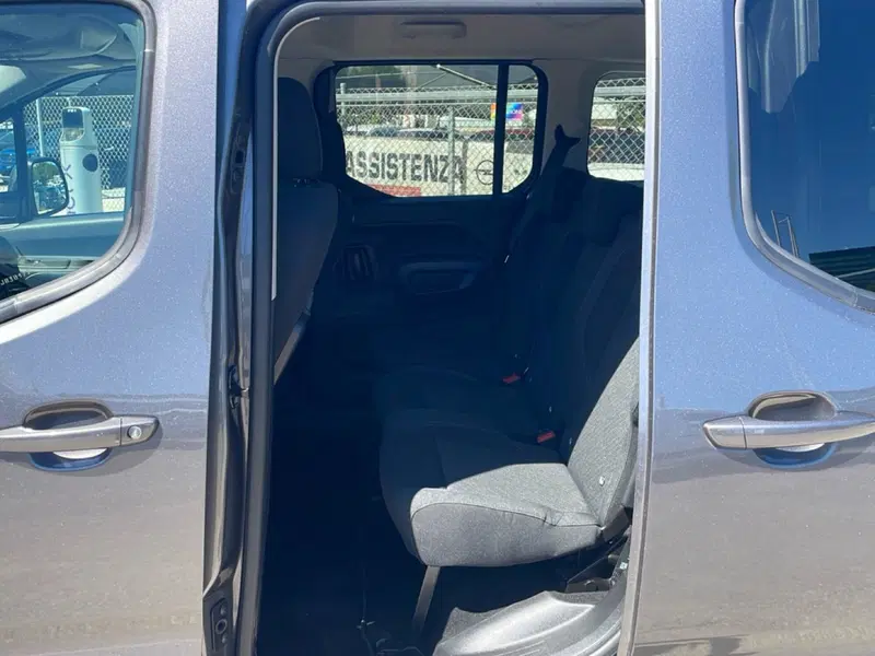 Peugeot Rifter usata a Bologna (14)