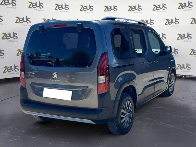 Peugeot Rifter usata a Bologna (6)