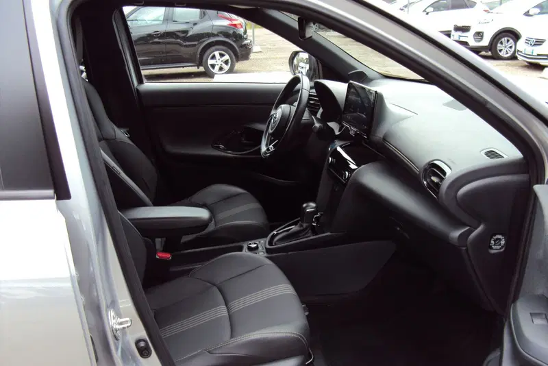 Toyota Yaris Cross usata a Bologna (7)