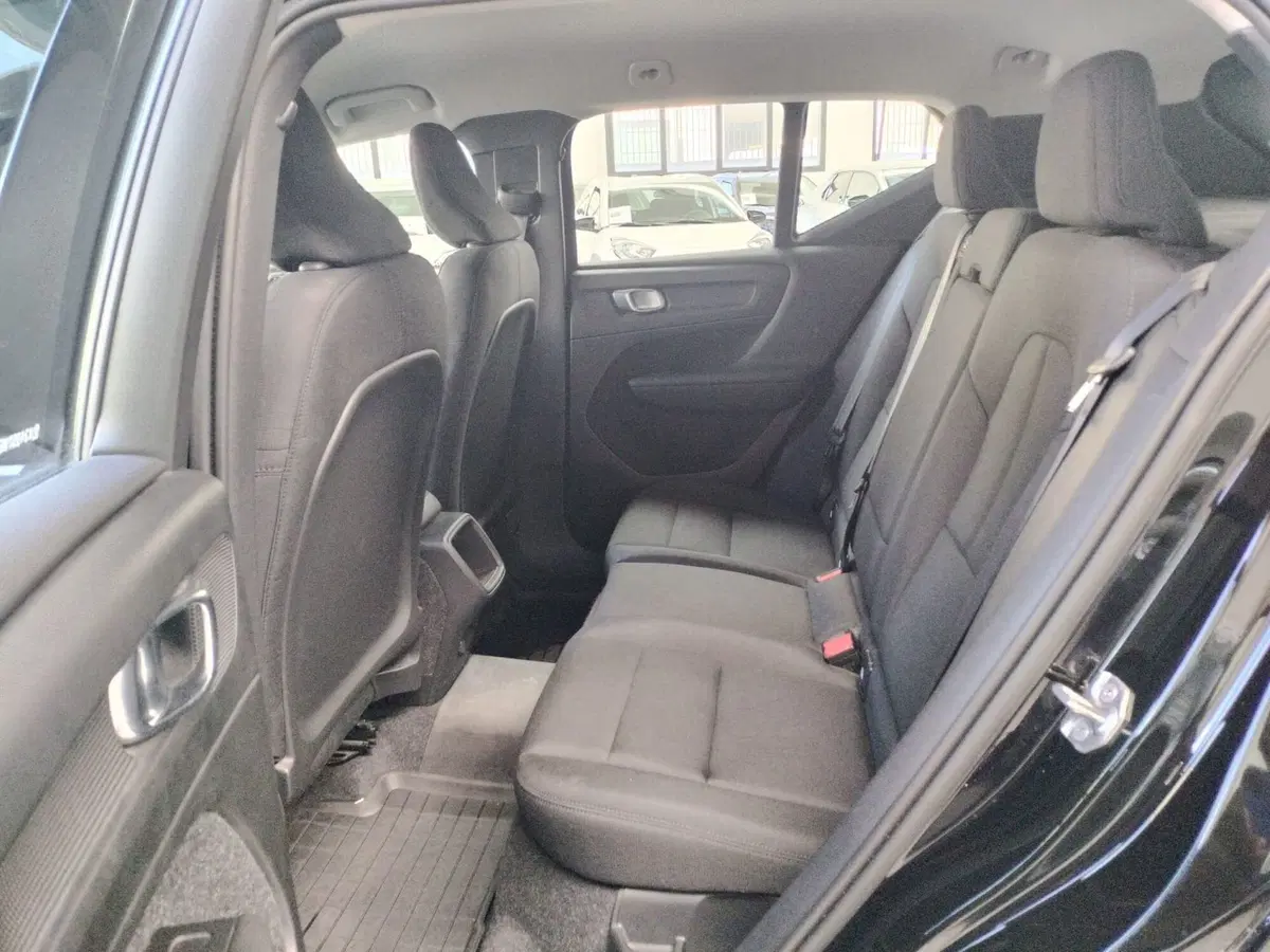 Volvo XC40 usata a Modena (11)