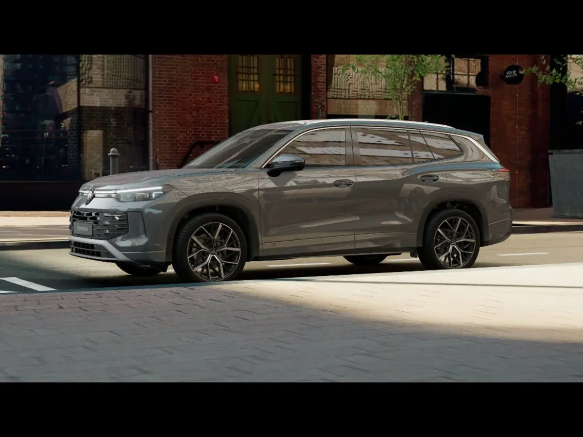 Volkswagen Tayron nuova a Livorno (2)
