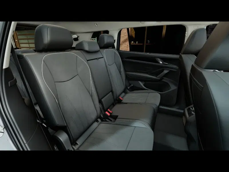 Volkswagen Tayron nuova a Livorno (9)