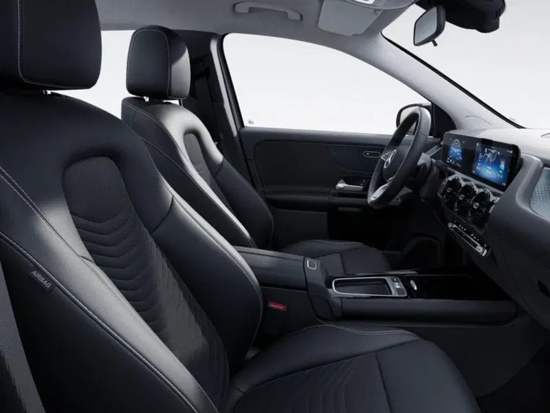 Mercedes-Benz GLA SUV nuova a Siena (2)