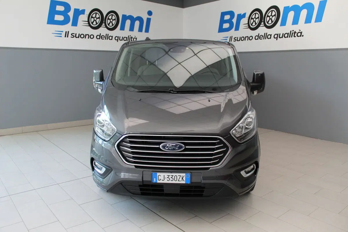 Ford Tourneo Custom usata a Cremona (2)