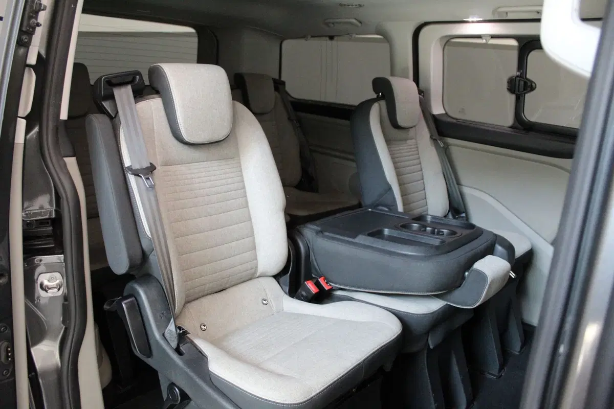 Ford Tourneo Custom usata a Cremona (8)