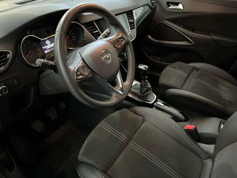Opel Crossland usata a Foggia (10)