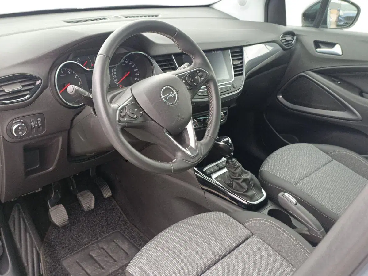 Opel Crossland usata a Bari (10)