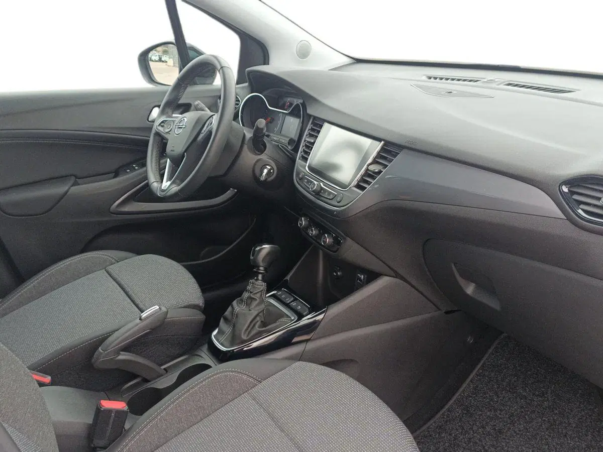 Opel Crossland usata a Bari (9)