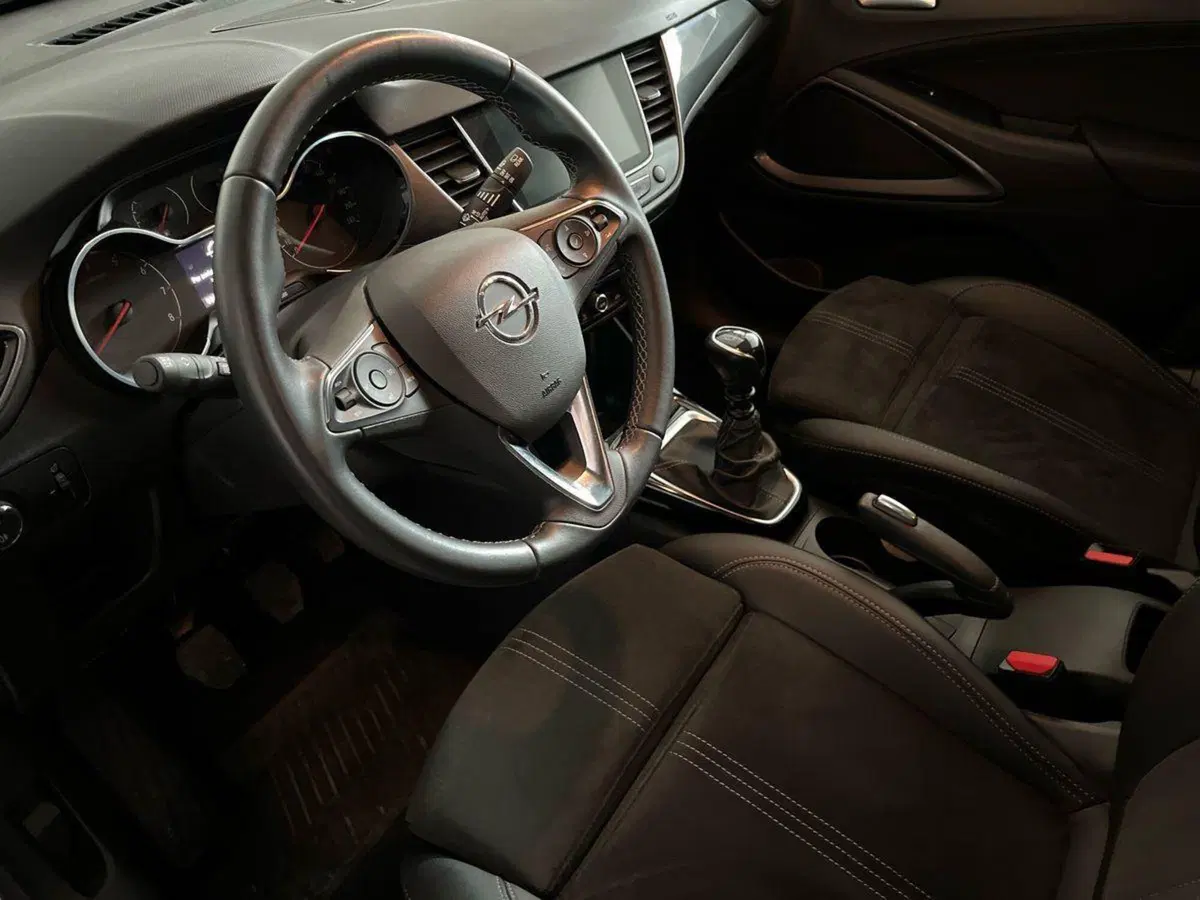 Opel Crossland usata a Bari (10)