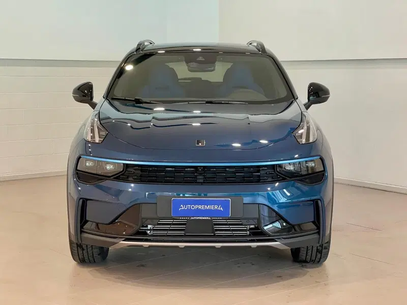 Lynk & Co 01 usata a Como (2)