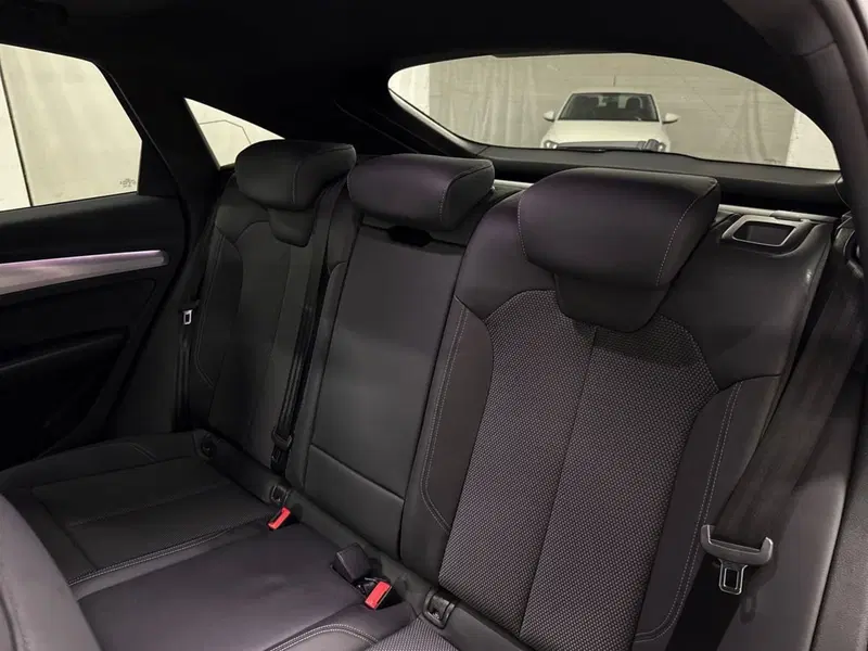 Audi Q5 Sportback usata a Rimini (13)