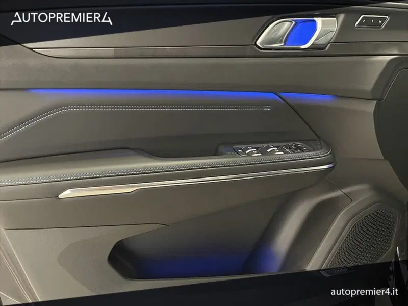 Lynk & Co 01 usata a Como (19)