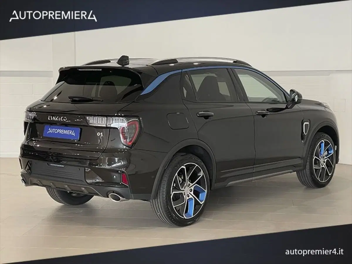 Lynk & Co 01 usata a Como (5)