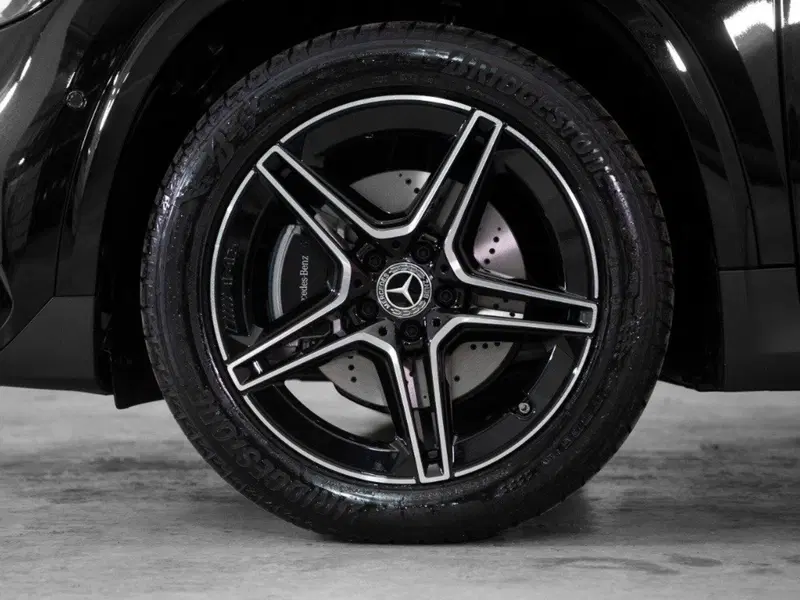 Mercedes-Benz GLA SUV nuova a Macerata (7)