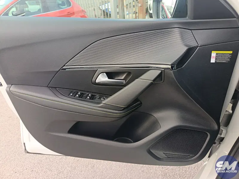 Peugeot 208 usata a Siena (17)