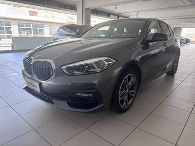 BMW Serie 1 118i 5p. Sport del 2019 usata a Messina