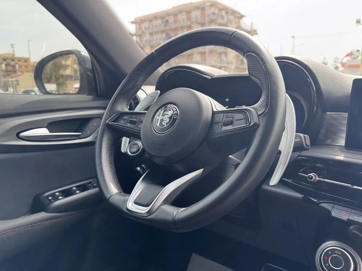 Alfa Romeo Tonale usata a Messina (15)