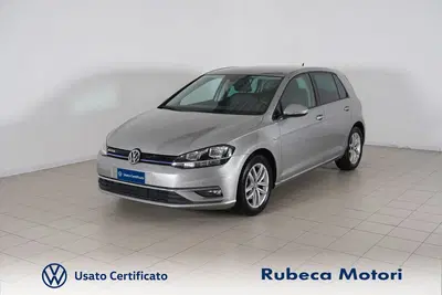 Volkswagen Golf 1.5 TGI DSG 5p. Executive BlueMotion Technology del 2020 usata a Citta' della Pieve