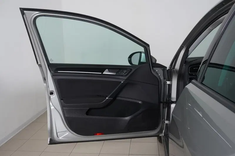 Volkswagen Golf usata a Perugia (13)