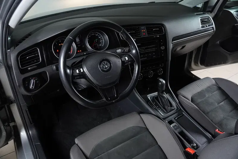 Volkswagen Golf usata a Perugia (14)