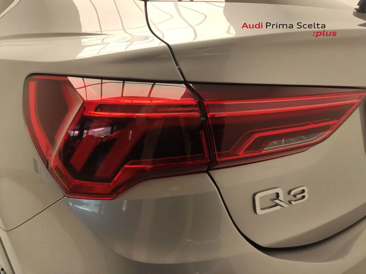 Audi Q3 Sportback usata a Avellino (10)