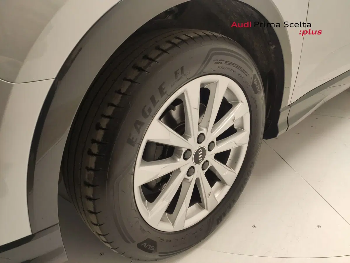 Audi Q3 Sportback usata a Avellino (9)