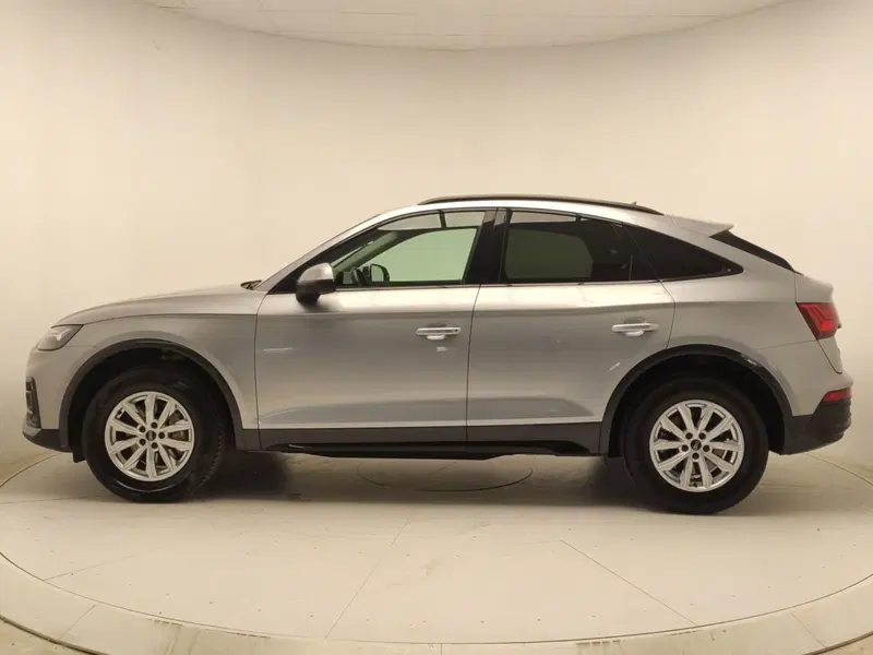 Audi Q4 Sportback usata a Avellino (4)