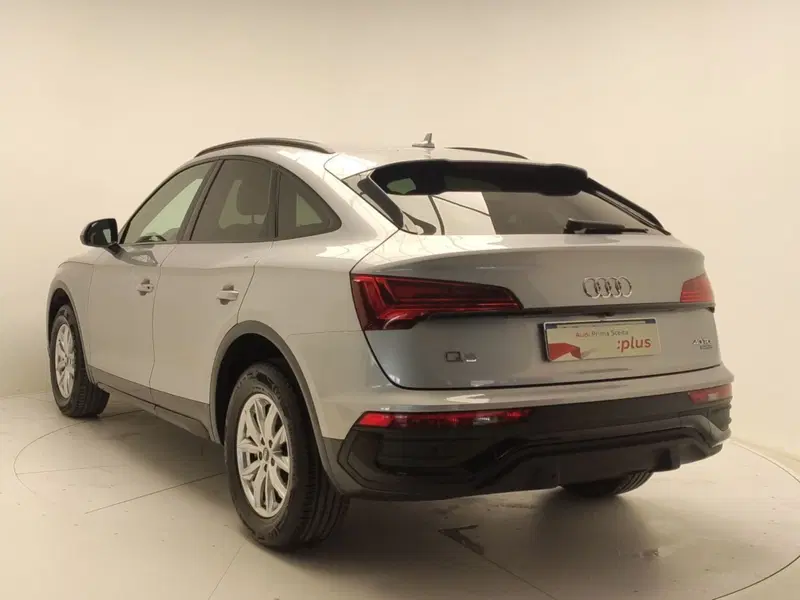 Audi Q4 Sportback usata a Avellino (5)