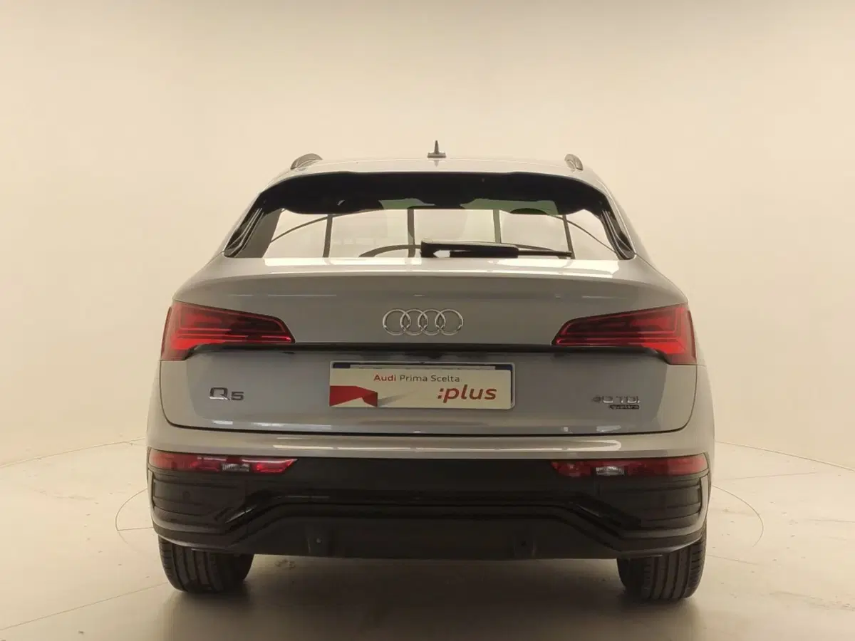 Audi Q4 Sportback usata a Avellino (6)