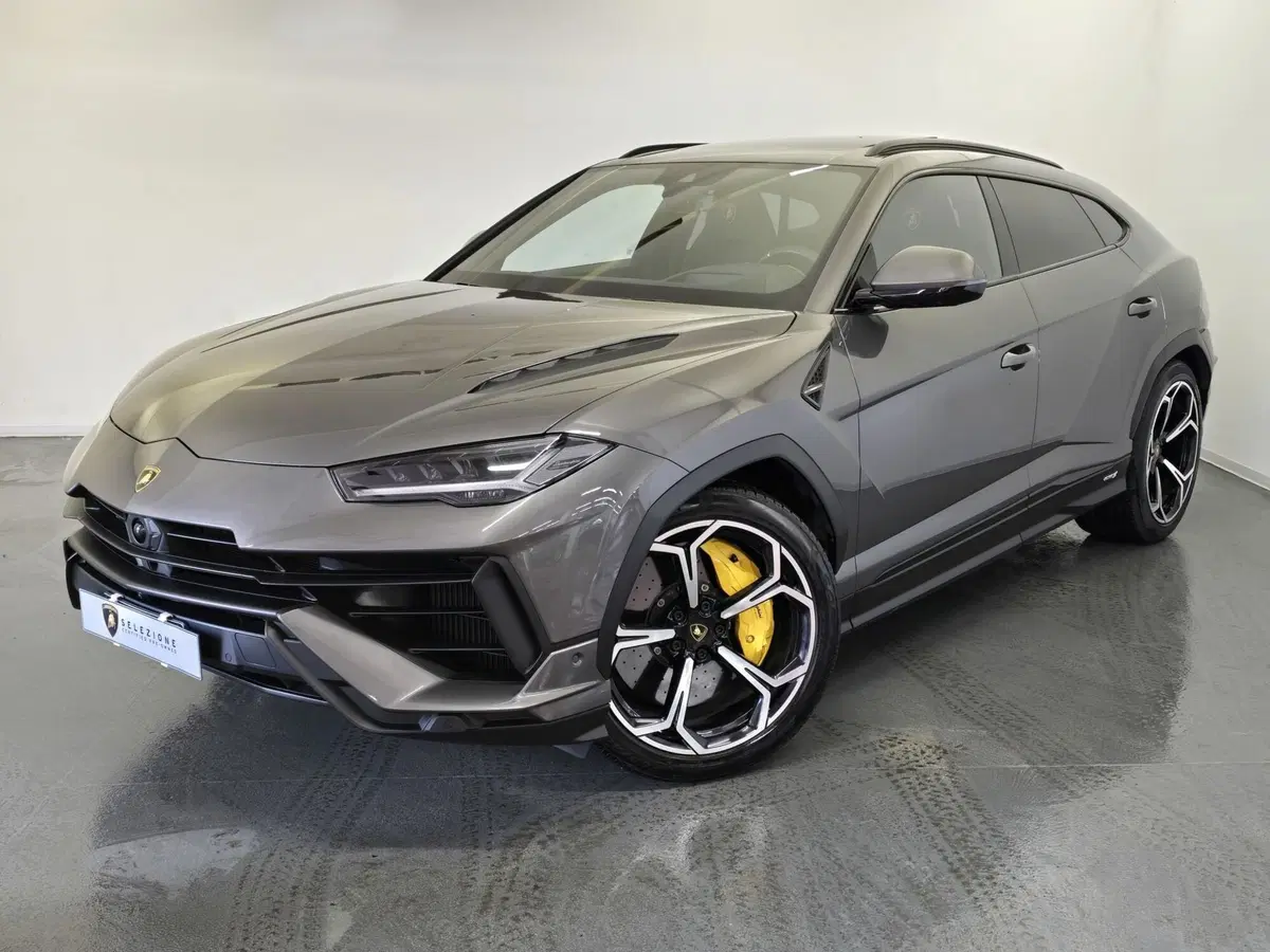 Lamborghini Urus usata a Bologna (10)