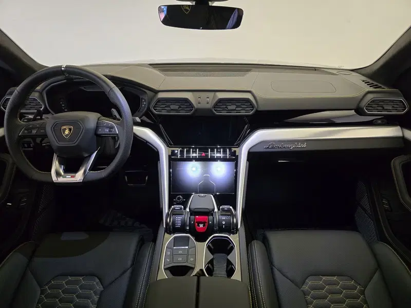 Lamborghini Urus usata a Bologna (7)