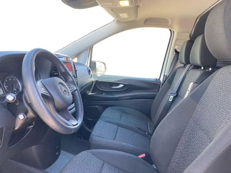 Mercedes-Benz Vito usata a Milano (10)
