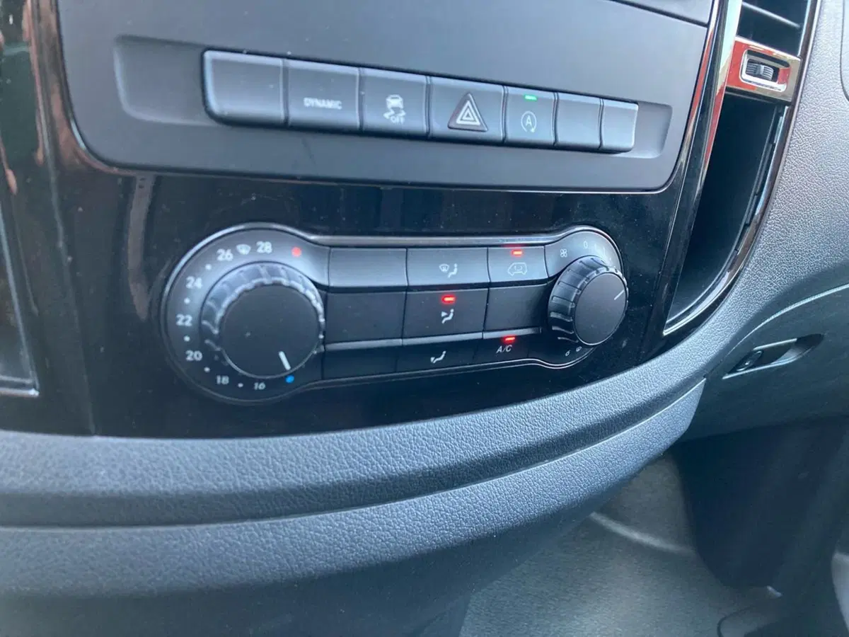 Mercedes-Benz Vito usata a Milano (14)