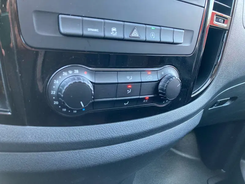 Mercedes-Benz Vito usata a Milano (14)