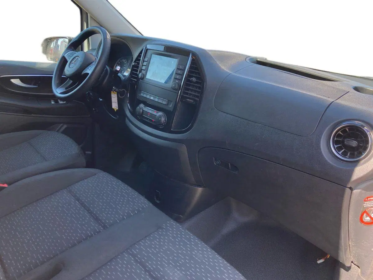 Mercedes-Benz Vito usata a Milano (15)