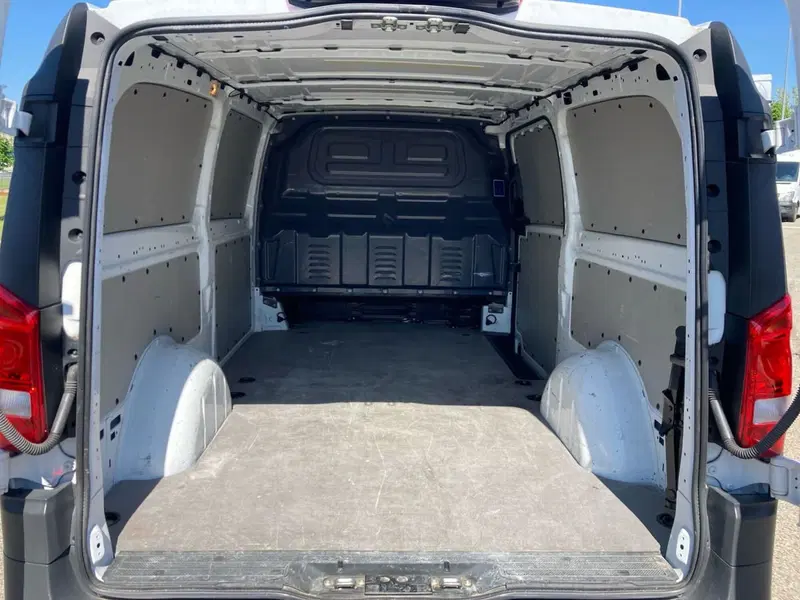 Mercedes-Benz Vito usata a Milano (8)