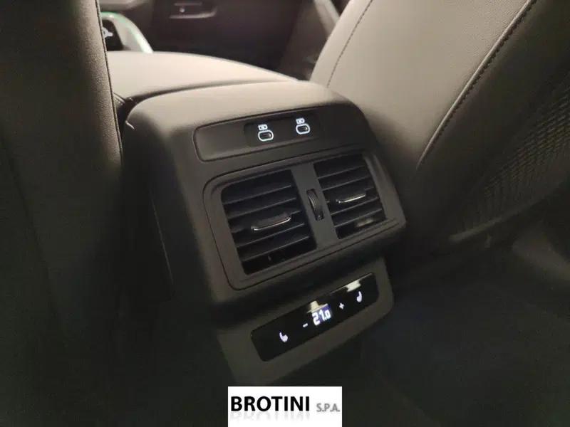 Audi SQ5 Sportback usata a Massa-Carrara (18)